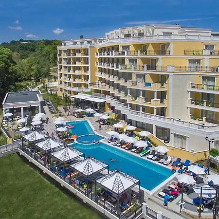 Marina Sands Beach Szálloda 4*